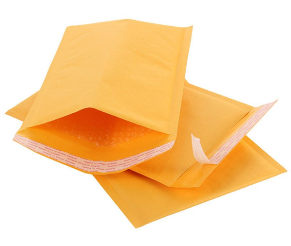 Пакет бумажный жёлтый с пузырчатым вкладышем (20*21см)