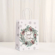 Пакет бумажный белый Новогодний "Sweet Winter" с крученой ручкой (21*15*8)